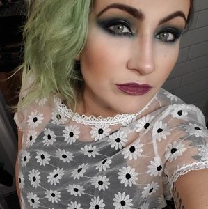 Meet your Posher, Alexandria